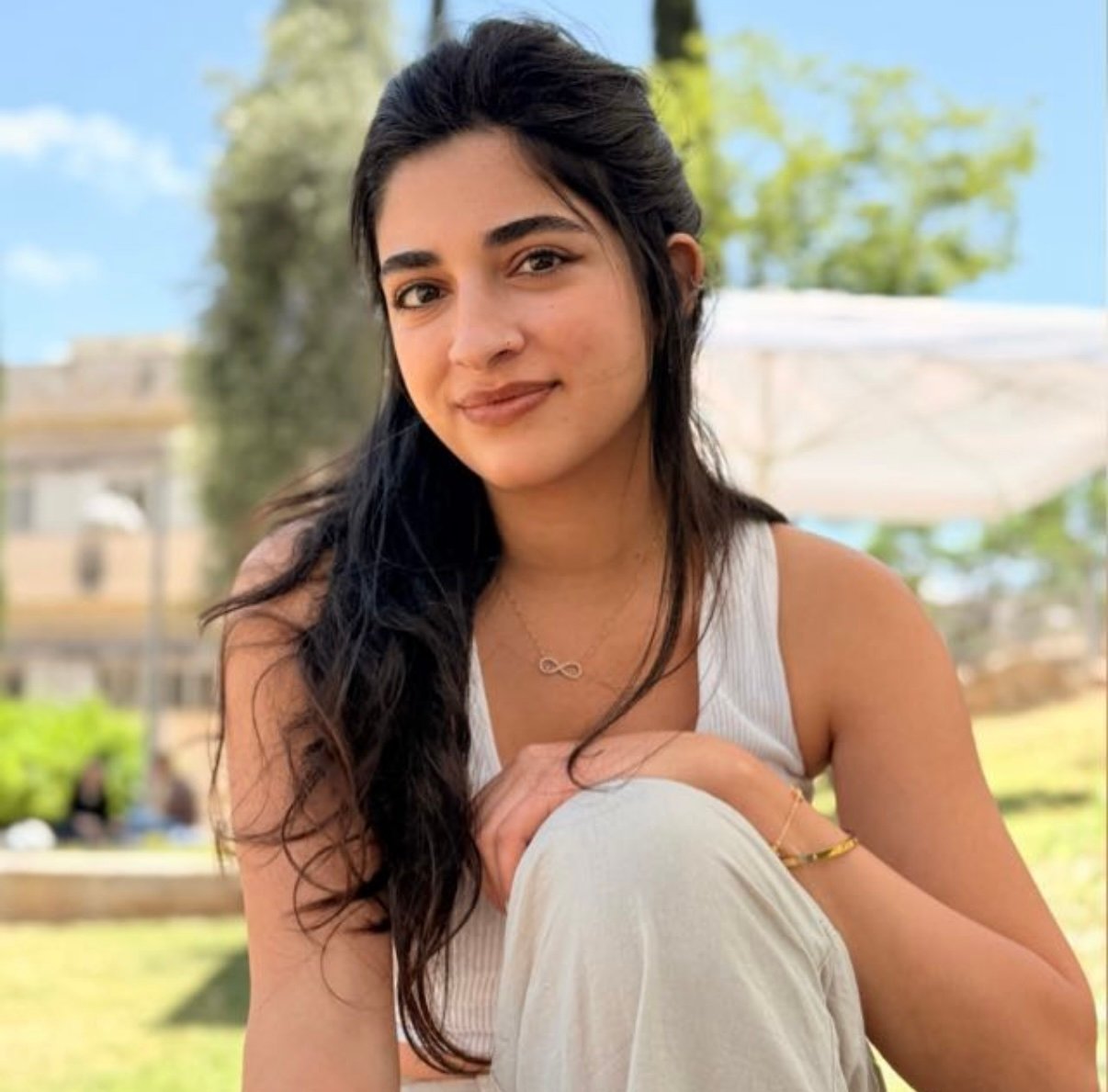 لينا هلون