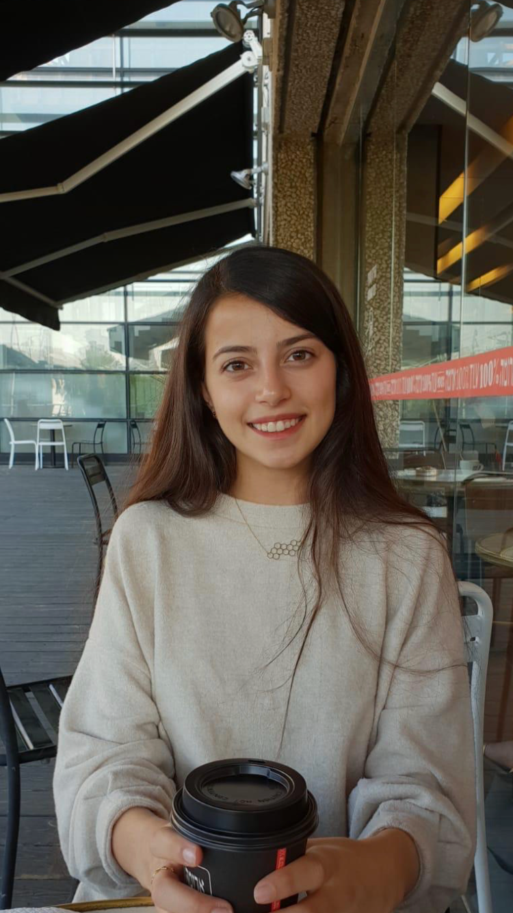 آلاء إغبارية