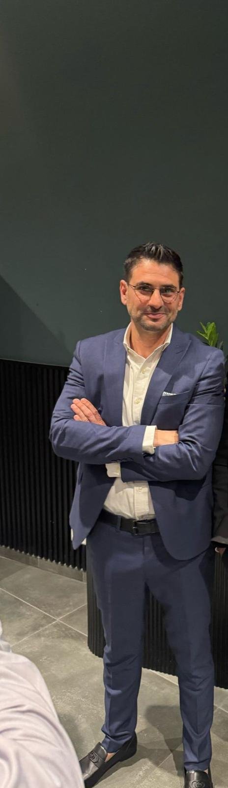 أشرف سوسان